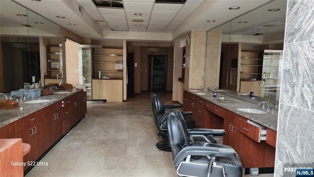 500 10th Street ground floor, Palisades Park, NJ 07650