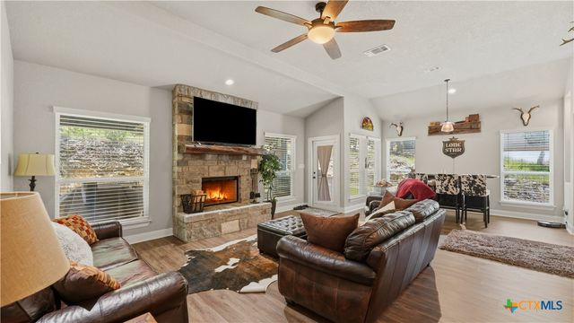 249 Deer Cross Lane, San Antonio, TX 78260
