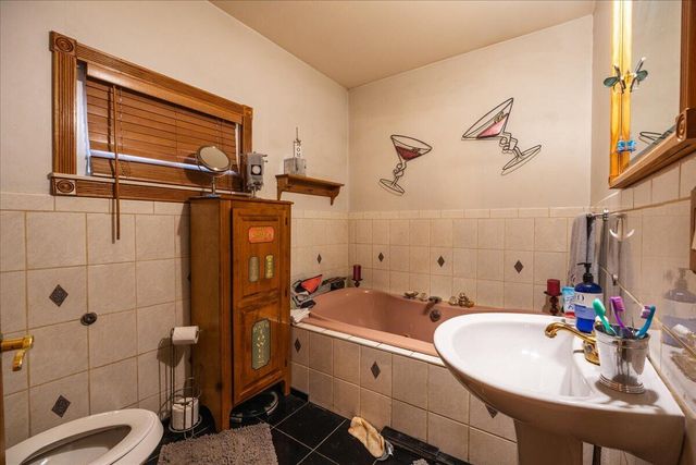 35457 Brush Street, Wayne City, MI 48184