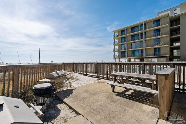 1027 W Beach Blvd 312, Gulf Shores, AL 36542