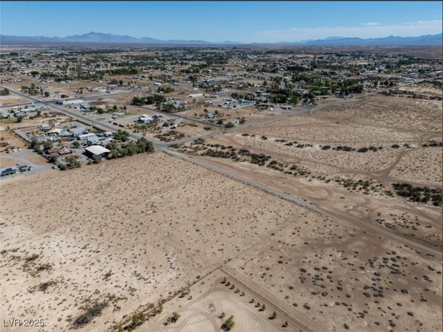 680 Manse Road, Pahrump, NV 89048