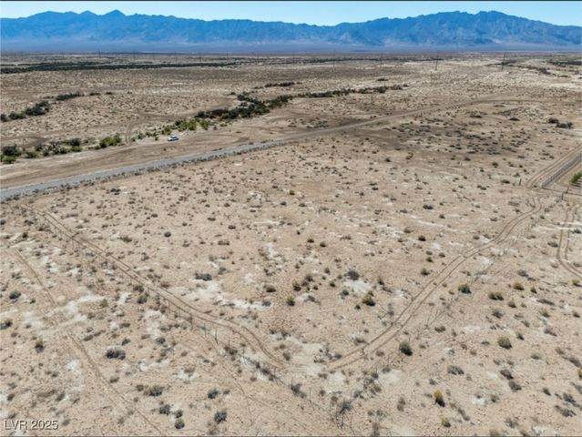 680 Manse Road, Pahrump, NV 89048