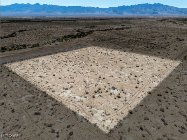 680 Manse Road, Pahrump, NV 89048