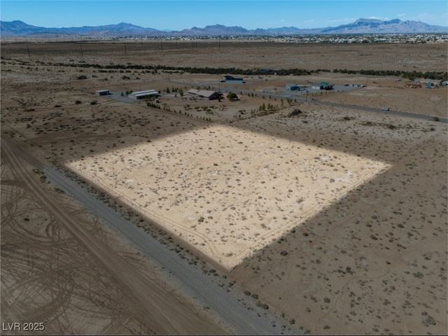 680 Manse Road, Pahrump, NV 89048
