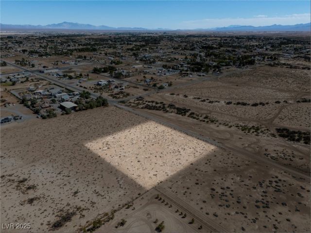680 Manse Road, Pahrump, NV 89048