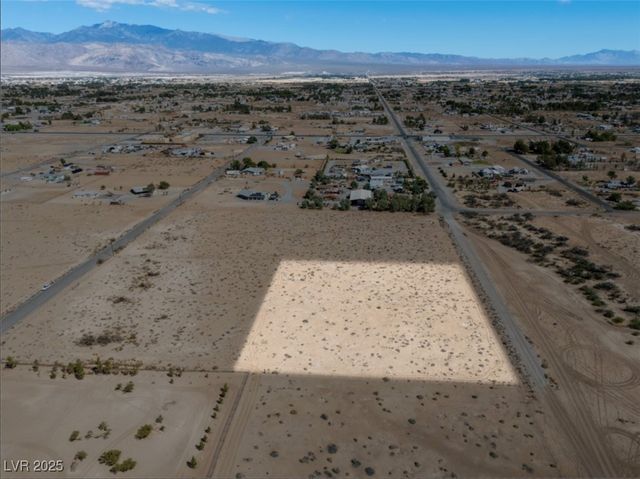 680 Manse Road, Pahrump, NV 89048