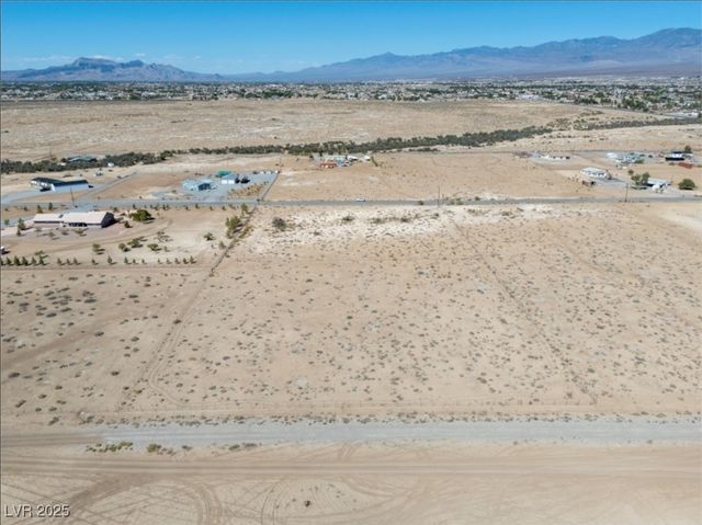 680 Manse Road, Pahrump, NV 89048