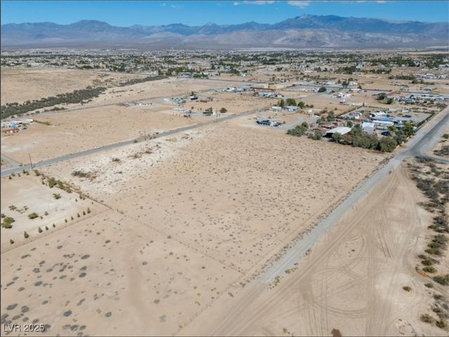 680 Manse Road, Pahrump, NV 89048