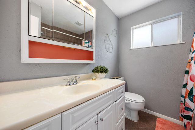 10410 Cedartowne Lane, Sugar Land, TX 77498