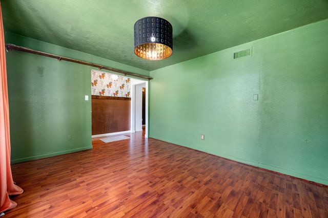 10410 Cedartowne Lane, Sugar Land, TX 77498