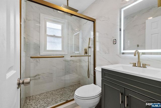 74 Sherwood Street, Clifton, NJ 07013