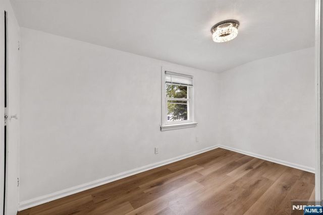 74 Sherwood Street, Clifton, NJ 07013