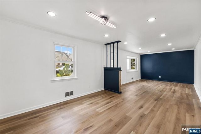 74 Sherwood Street, Clifton, NJ 07013