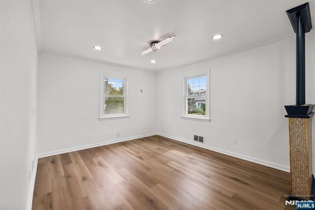 74 Sherwood Street, Clifton, NJ 07013