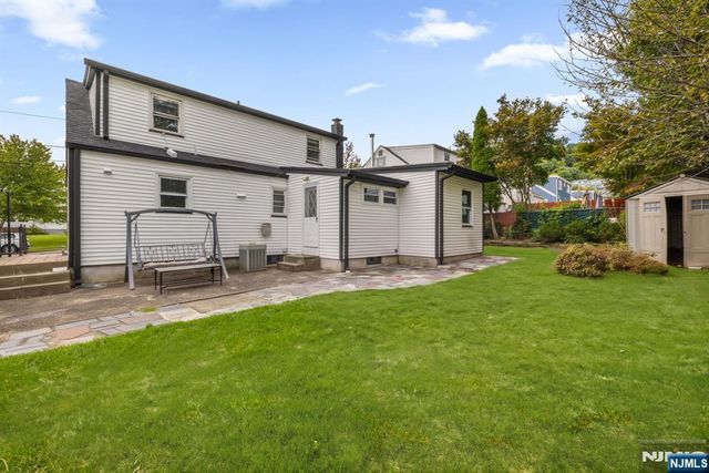 74 Sherwood Street, Clifton, NJ 07013