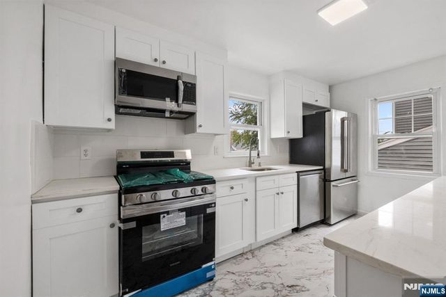 74 Sherwood Street, Clifton, NJ 07013