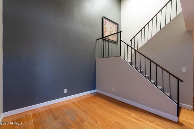 8852 S TAYLOR Drive, Tempe, AZ 85284