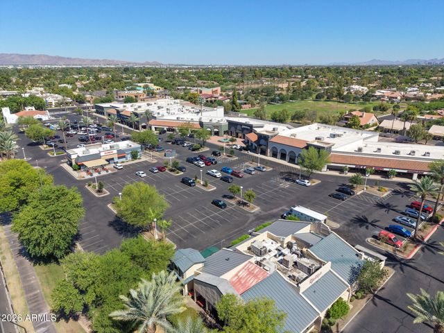 8852 S TAYLOR Drive, Tempe, AZ 85284