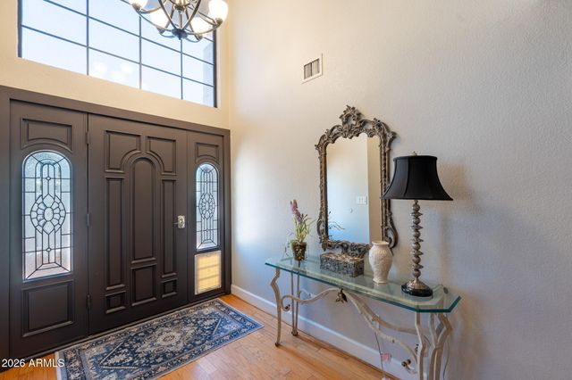 8852 S TAYLOR Drive, Tempe, AZ 85284