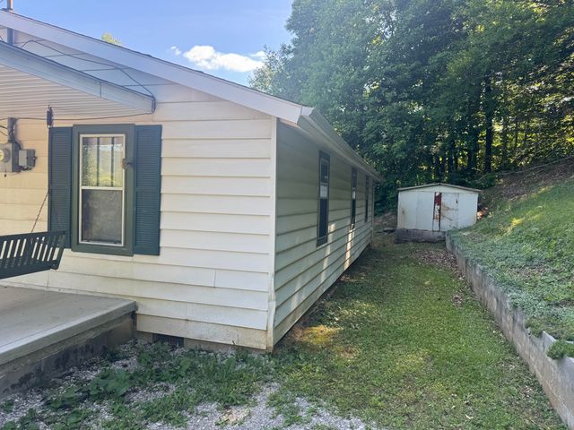 1448 Briar Creek Road, Williamsburg, KY 40769