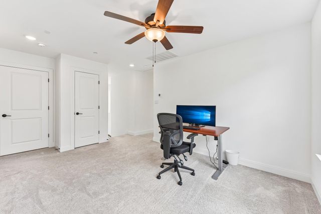 17307 Hattie TRCE, Austin, TX 78738