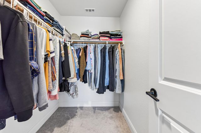 17307 Hattie TRCE, Austin, TX 78738