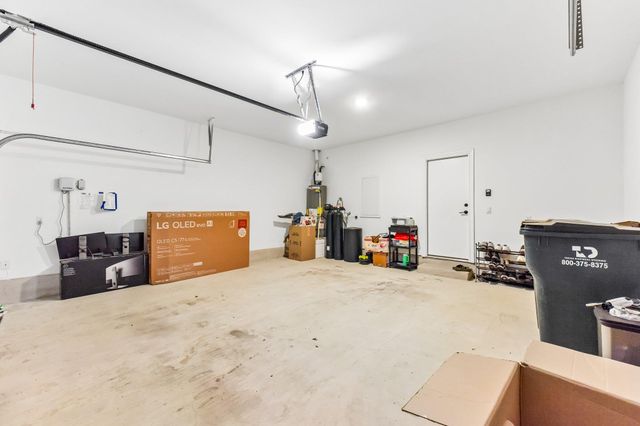 17307 Hattie TRCE, Austin, TX 78738