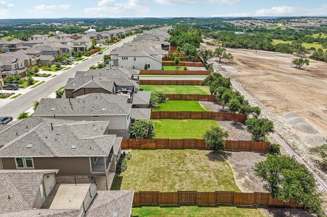 17307 Hattie TRCE, Austin, TX 78738