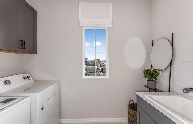 1373 SHIELDS POINT, Zephyrhills, FL 33541