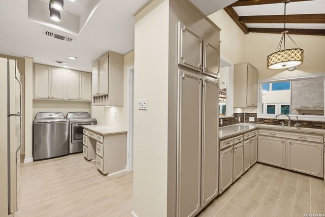 4278 Putting Green, San Antonio, TX 78217