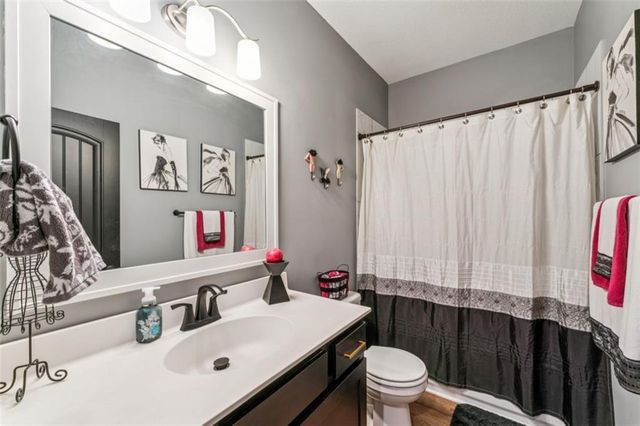 3728 NW Old Stagecoach Road, Kansas City, MO 64154