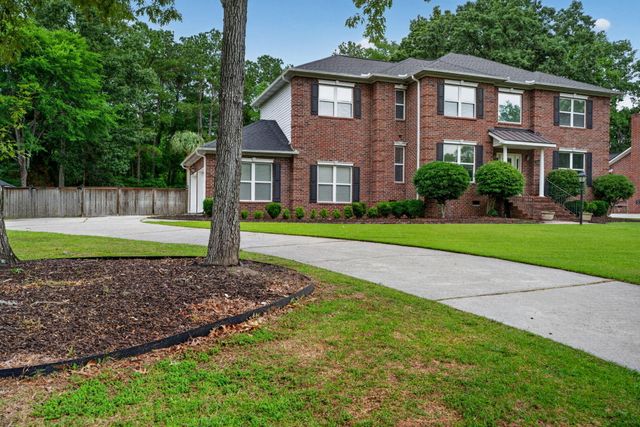 102 Kingfisher Court, Goose Creek, SC 29445