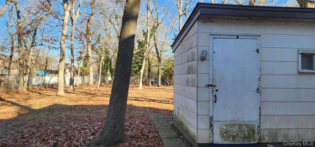 299 Whittier Drive, Mastic Beach, NY 11951