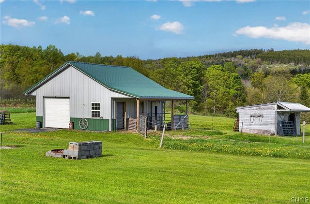 1024 North Road, Tully, NY 13159