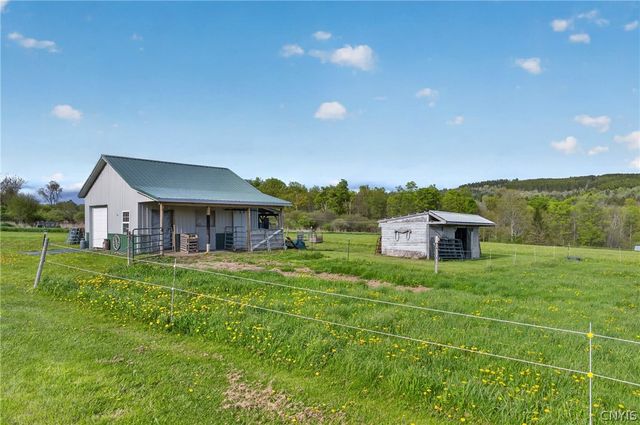 1024 North Road, Tully, NY 13159