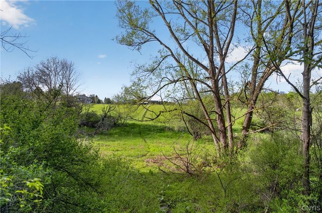 1024 North Road, Tully, NY 13159