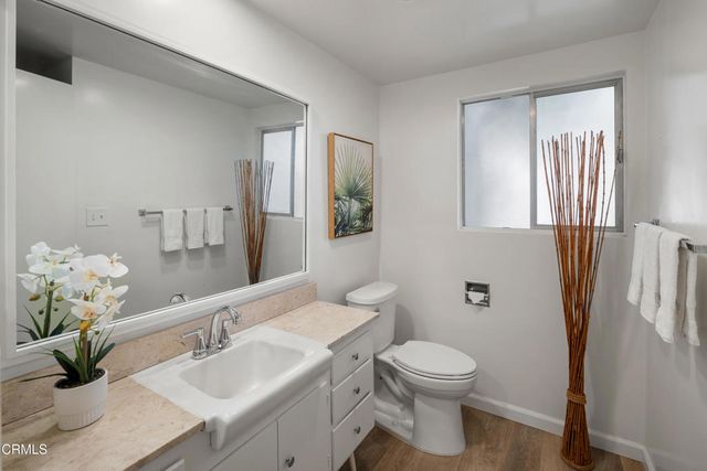 3271 New York Drive, Pasadena, CA 91107
