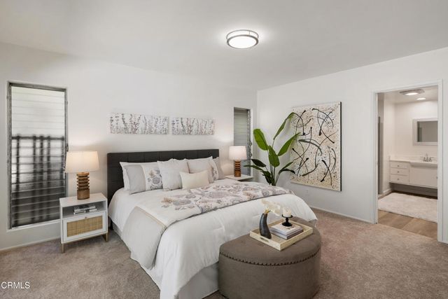 3271 New York Drive, Pasadena, CA 91107