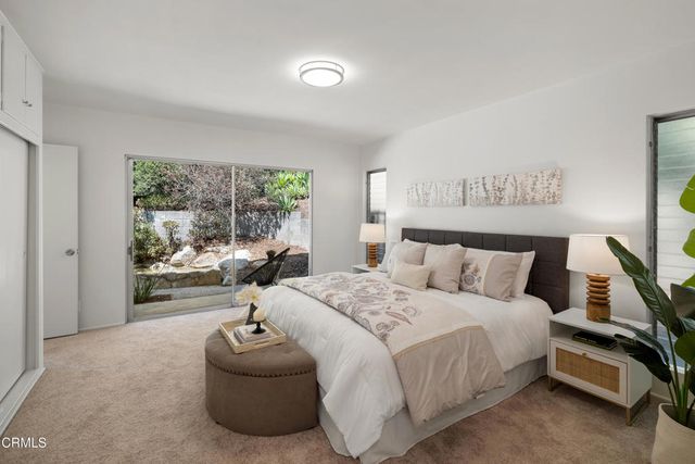 3271 New York Drive, Pasadena, CA 91107