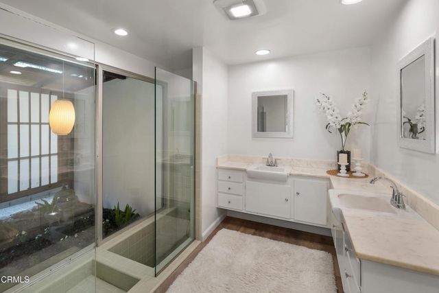 3271 New York Drive, Pasadena, CA 91107
