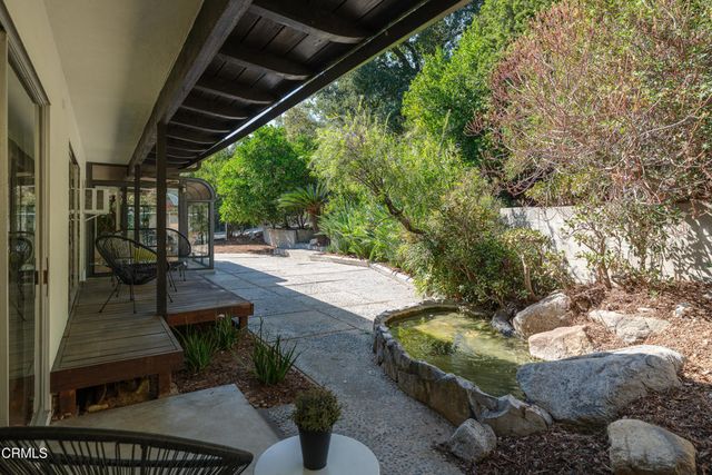3271 New York Drive, Pasadena, CA 91107