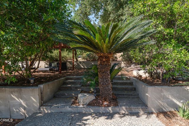 3271 New York Drive, Pasadena, CA 91107