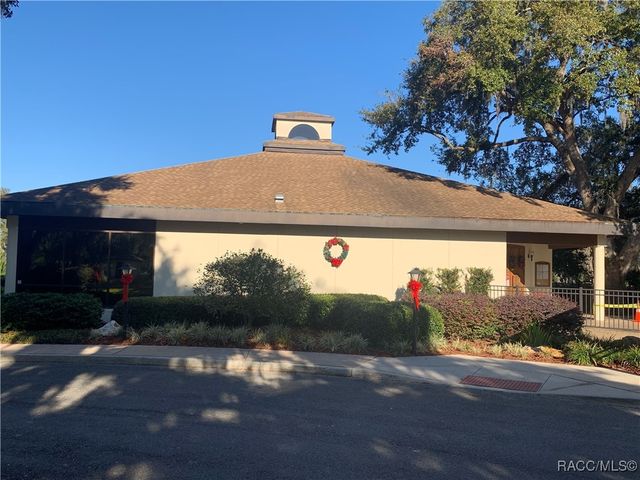 6267 W Glynborne Loop, Crystal River, FL 34429