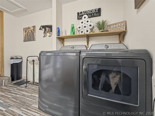 809 N K Street, Quinton, OK 74561