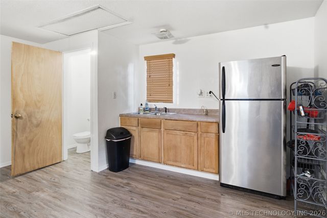 809 N K Street, Quinton, OK 74561