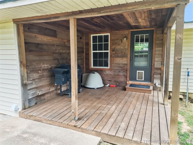 809 N K Street, Quinton, OK 74561