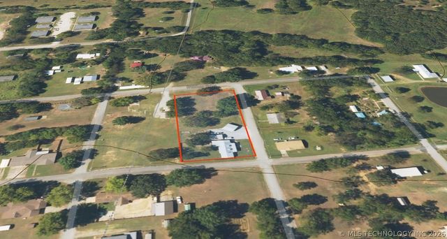 809 N K Street, Quinton, OK 74561