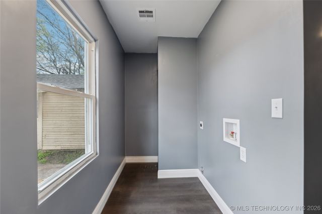 825 S L Street, Muskogee, OK 74403