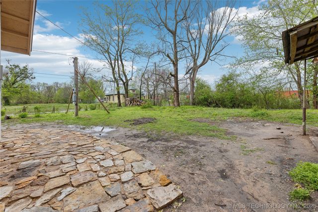 825 S L Street, Muskogee, OK 74403