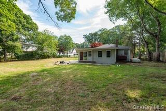 7 Candido Avenue S, Shirley, NY 11967